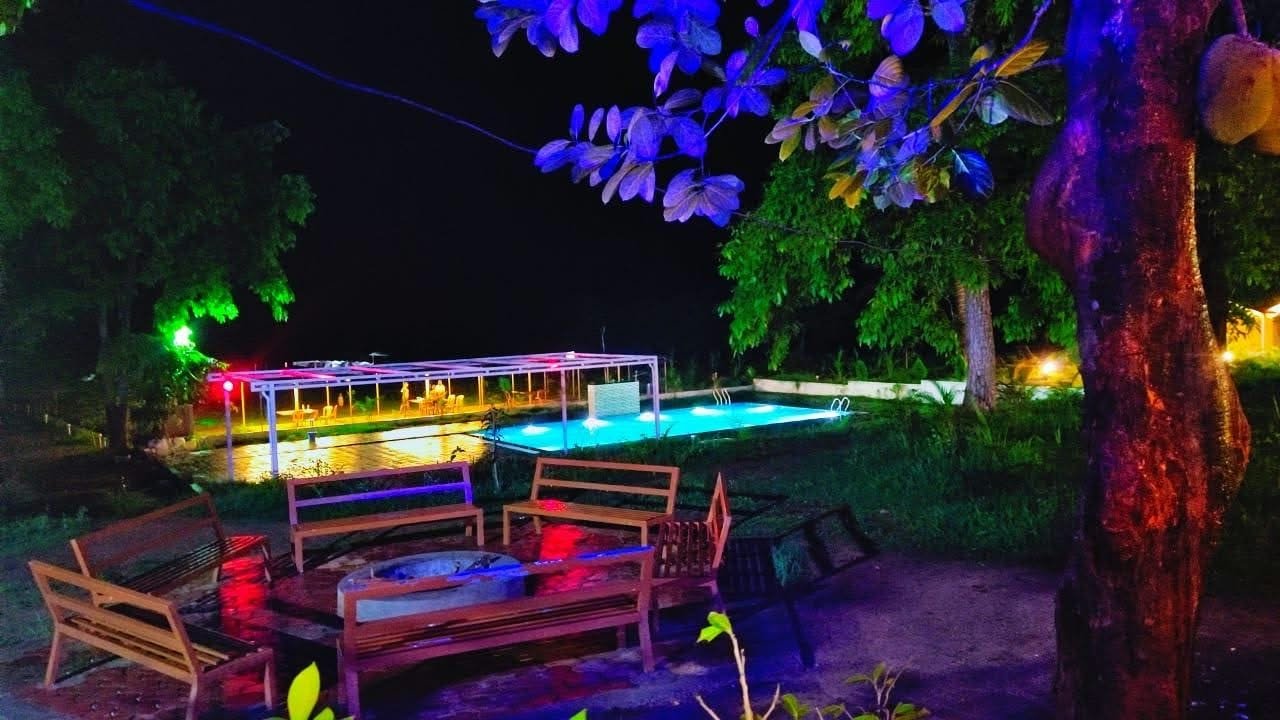 Dandeli Jungle Vibe Resorts & Adventures